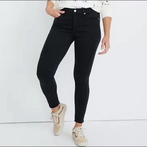 Madewell 9” Mid Rise Skinny Jeans In Washed Black Size 28